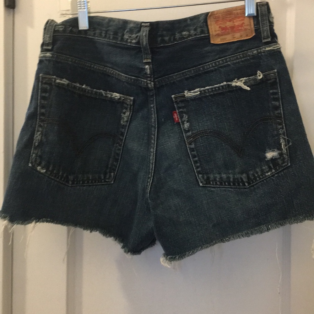 Never been worn Levi’s jean shorts